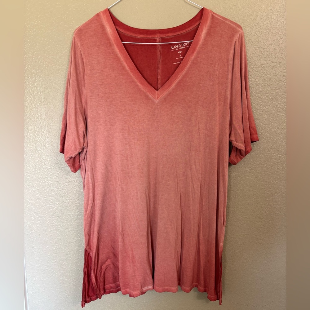 Torrid V-Neck Ombre Tee - Coral